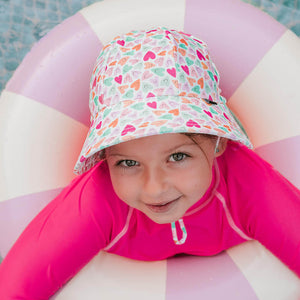 Ponytail Swim Bucket Beach Hat (Sweetheart)